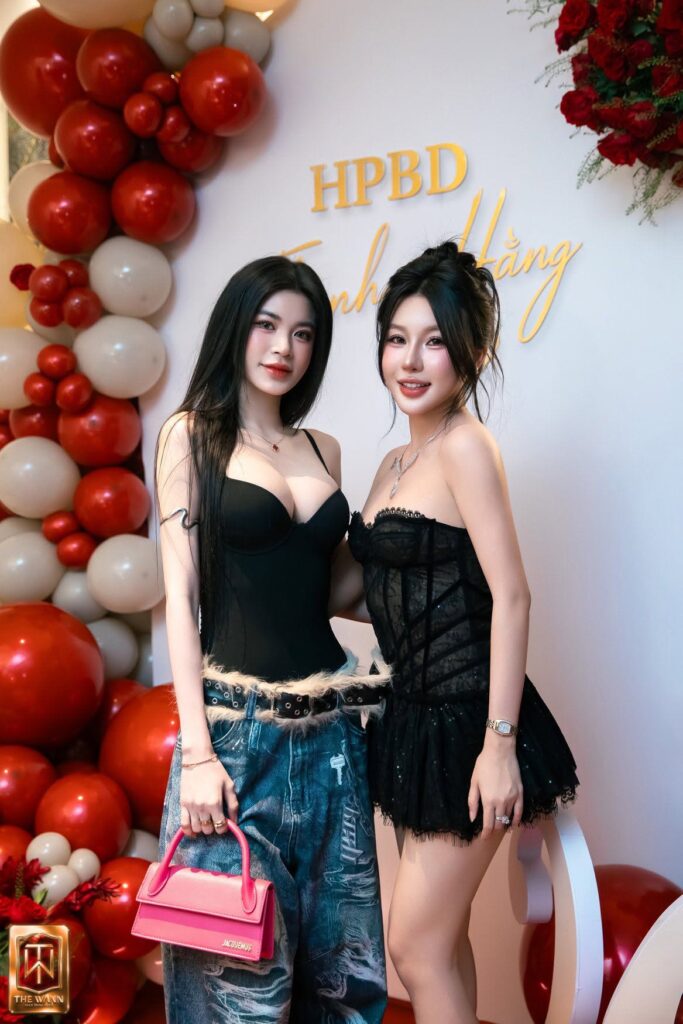 Đãi tiệc Sinh nhật The Wann